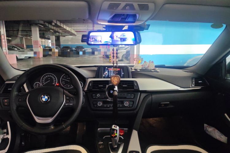 Used BMW 4 Series 2014 420i Fashion Model Center Console