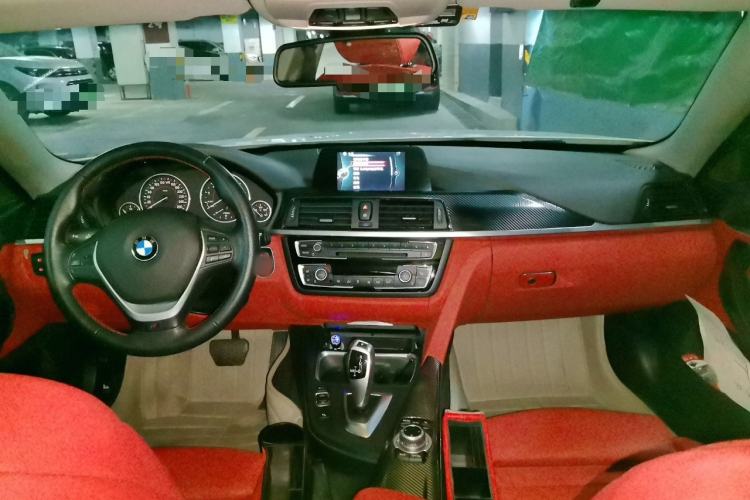 Used BMW 4 Series 2014 420i Gran Coupe Fashion Model Center Console