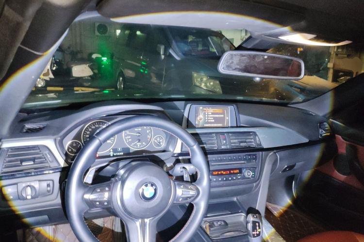 Used BMW 4 Series 2014 420i Convertible Fashion Model Center Console