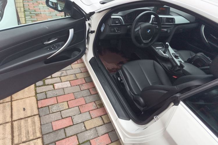 Used BMW 4 Series 2014 420i Convertible Fashion Model Driver Seat