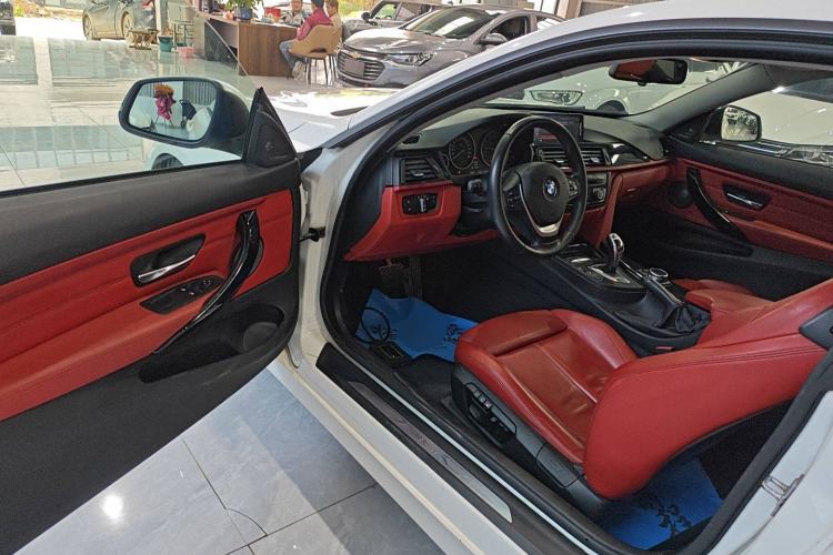 Used BMW 4 Series 2014 428i xDrive Sport Design Package Driver Seat
