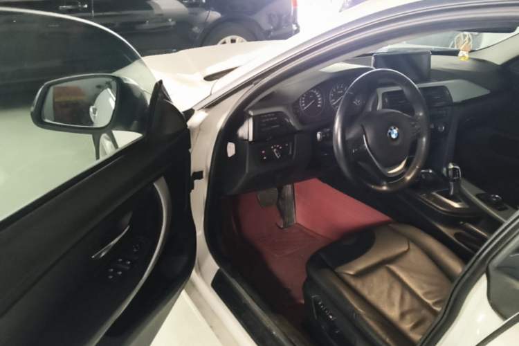 Used BMW 4 Series 2014 420i Gran Coupe Fashion Model Driver Seat