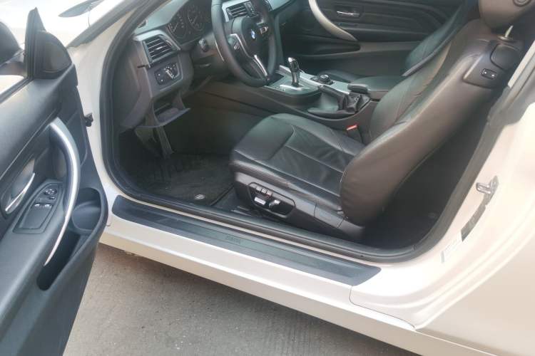 Used BMW 4 Series 2014 420i Fashion Model Driver Seat