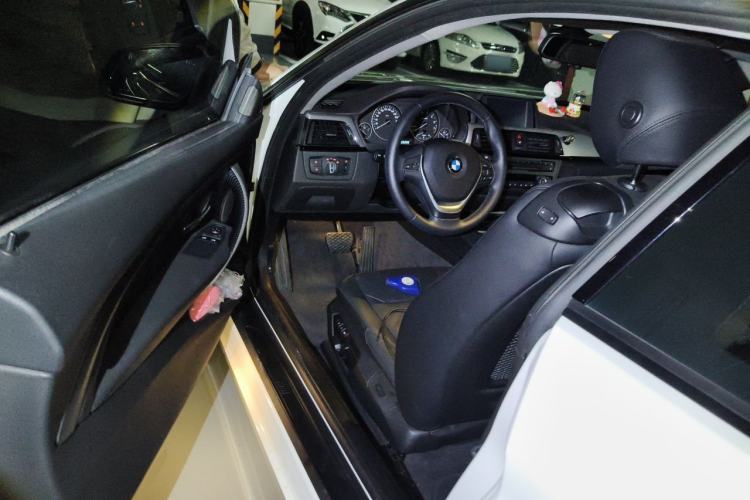 Used BMW 4 Series 2014 420i Fashion Model Driver Seat