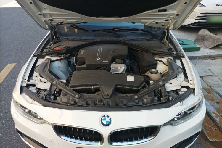 Used BMW 4 Series 2014 428i Convertible Sport Design Package Engine Bay