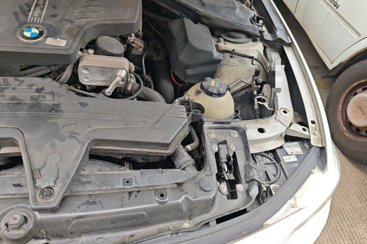 Used BMW 4 Series 2014 420i Gran Coupe Style Design Package Engine Bay Left