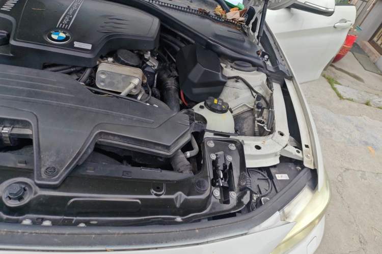 Used BMW 4 Series 2014 420i Gran Coupe Fashion Model Engine Bay Left