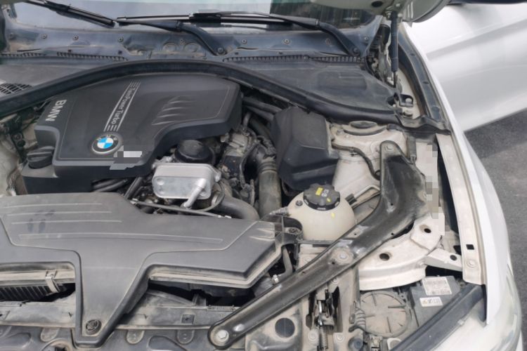 Used BMW 4 Series 2014 428i Convertible Luxury Design Package Engine Bay Left