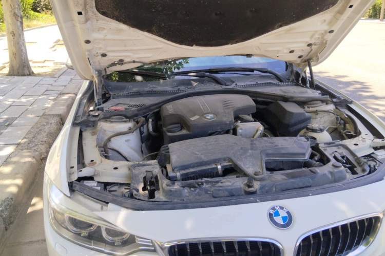 Used BMW 4 Series 2014 428i Sport Design Package Engine Bay Right