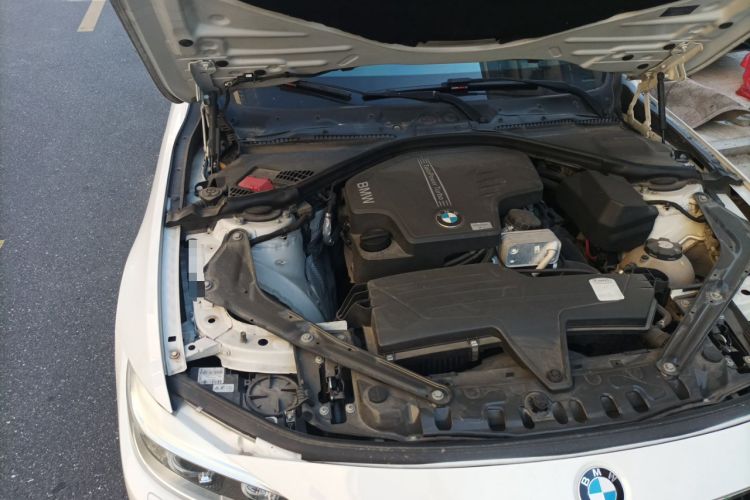 Used BMW 4 Series 2014 428i Convertible Sport Design Package Engine Bay Right