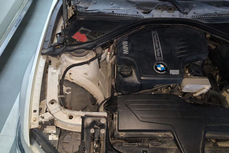 Used BMW 4 Series 2014 420i Gran Coupe Sport Design Package Engine Bay Right
