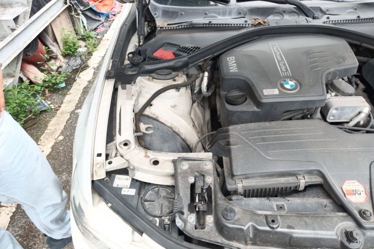 Used BMW 4 Series 2014 420i Gran Coupe Style Design Package Engine Bay Right
