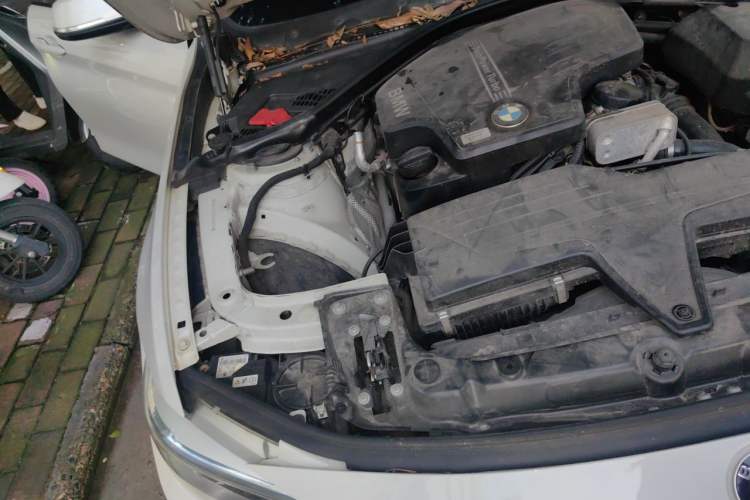 Used BMW 4 Series 2014 420i Gran Coupe Sport Design Package Engine Bay Right