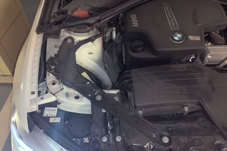 Used BMW 4 Series 2014 428i xDrive Convertible Design Package Edition Engine Bay Right