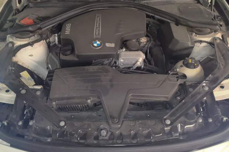 Used BMW 4 Series 2014 428i xDrive Convertible Design Package Edition Engine Bay