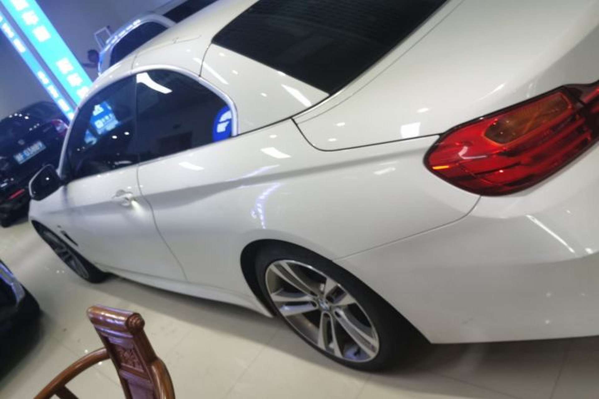 Used BMW 4 Series 2014 420i Convertible Luxury Design Package Exterior 3