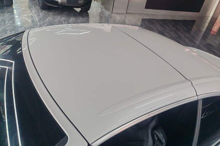 Used BMW 4 Series 2014 420i Convertible Fashion Model Exterior 5