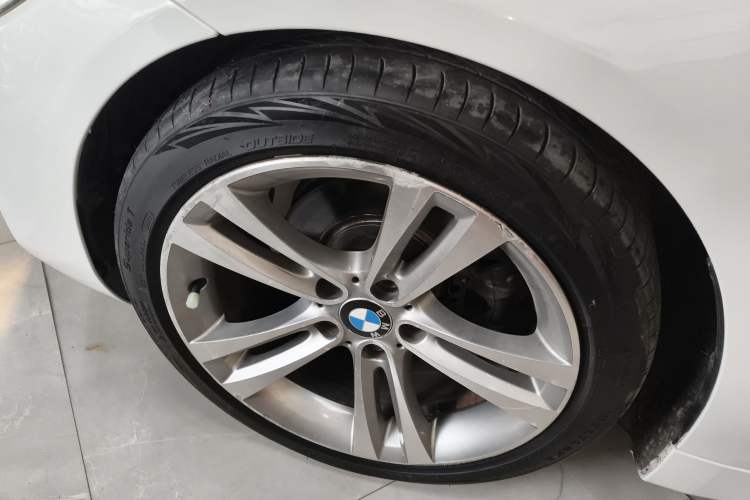 Used BMW 4 Series 2014 420i Convertible Sports Design Package Exterior 7