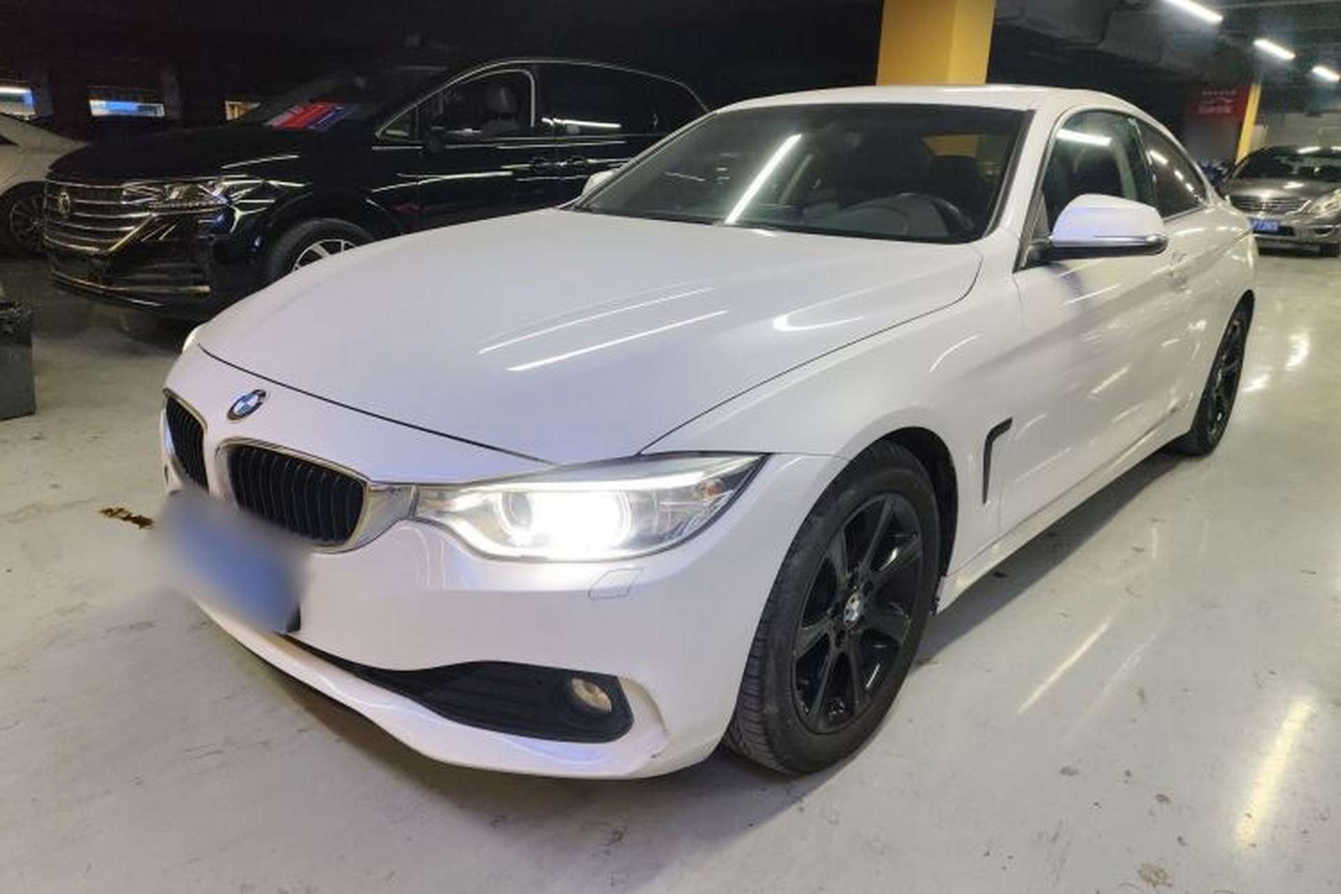 Used BMW 4 Series 2014 420i Fashion Model Front Left 45 Deg