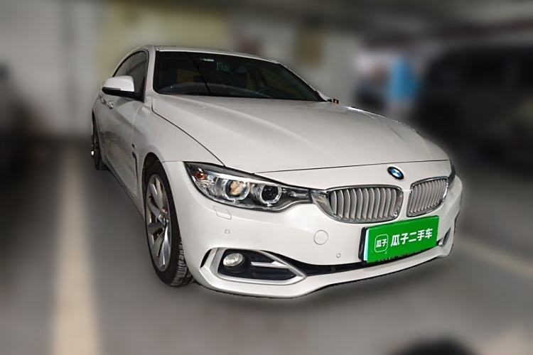 Used BMW 4 Series 2014 420i Gran Coupe Style Design Package Front Right 45 Deg