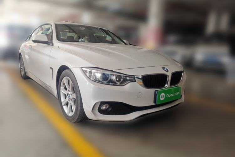Used BMW 4 Series 2014 420i Fashion Model Front Right 45 Deg