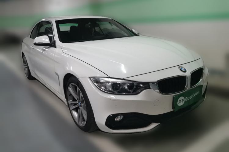 Used BMW 4 Series 2014 420i Convertible Sports Design Package Front Right 45 Deg