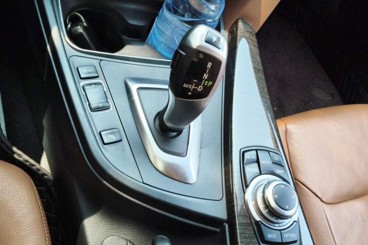 Used BMW 4 Series 2014 420i Fashion Model Gear Lever