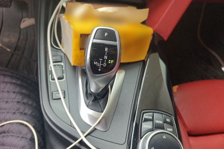 Used BMW 4 Series 2014 428i Convertible Luxury Design Package Gear Lever