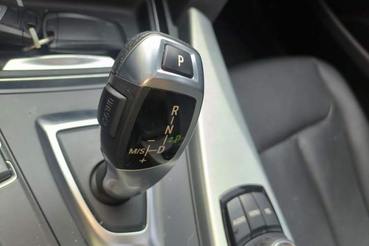 Used BMW 4 Series 2014 420i Gran Coupe Fashion Model Gear Lever