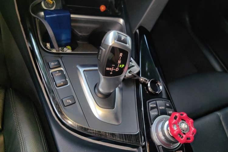 Used BMW 4 Series 2014 420i Gran Coupe Sport Design Package Gear Lever