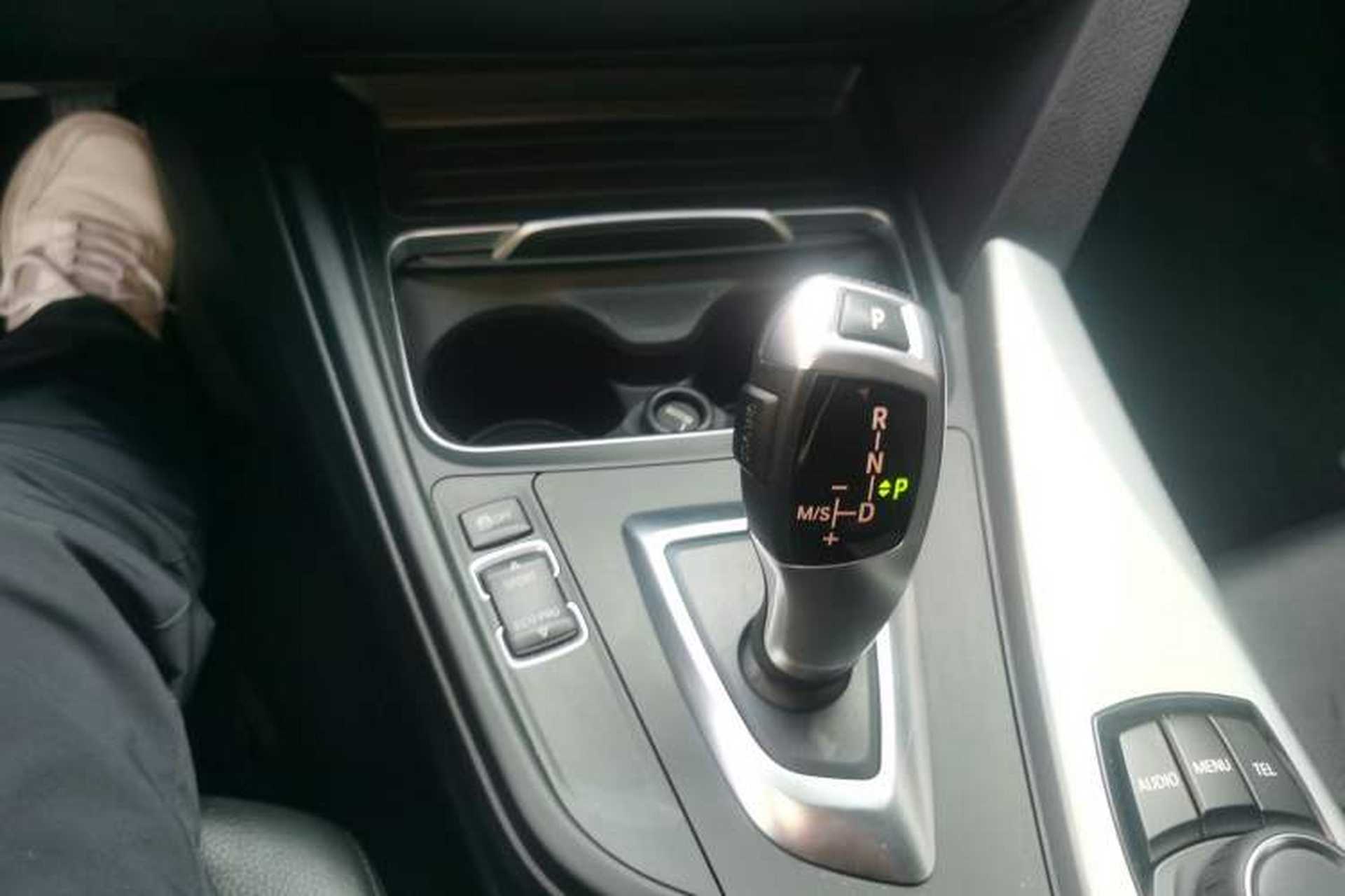 Used BMW 4 Series 2014 420i Fashion Model Gear Lever