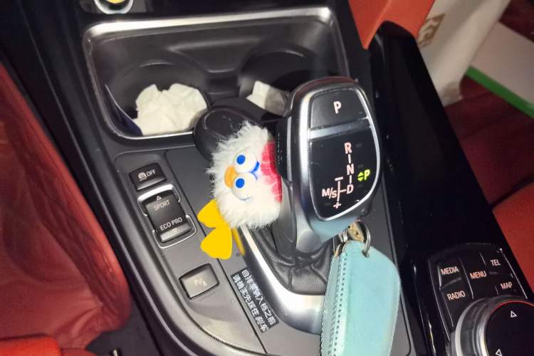 Used BMW 4 Series 2014 428i xDrive Convertible Design Package Edition Gear Lever