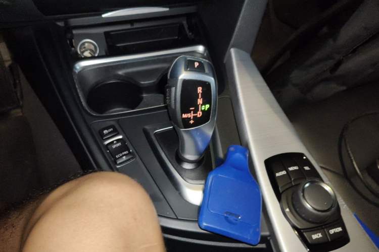Used BMW 4 Series 2014 420i Fashion Model Gear Lever