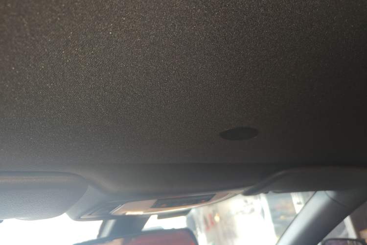 Used BMW 4 Series 2014 420i Convertible Sports Design Package Headliner