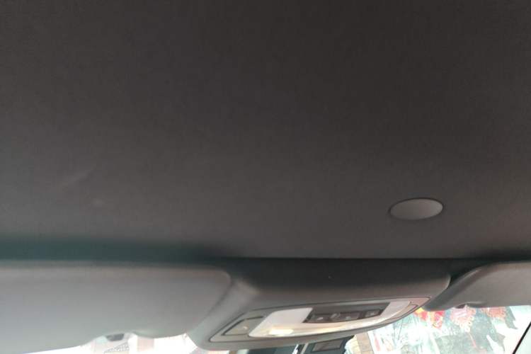Used BMW 4 Series 2014 420i Convertible Fashion Model Headliner