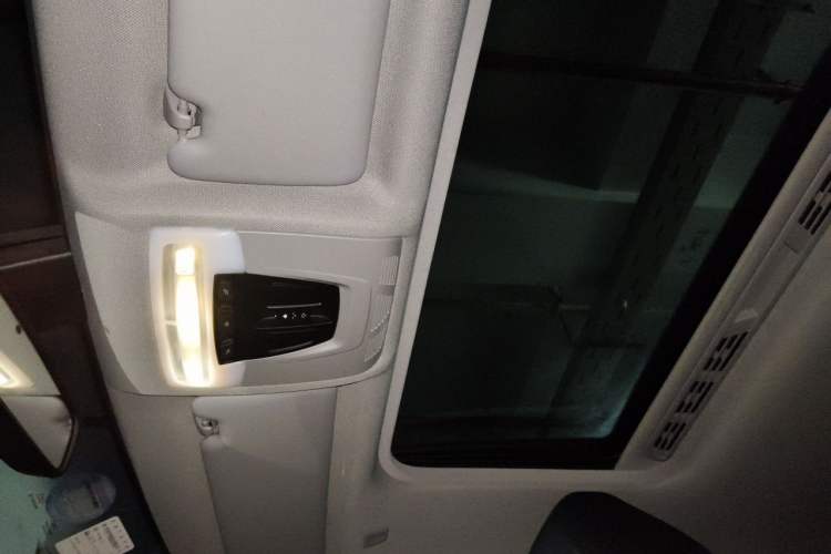 Used BMW 4 Series 2014 420i Fashion Model Headliner