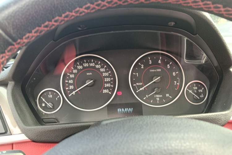 Used BMW 4 Series 2014 420i Convertible Design Line Package Instrument Cluster