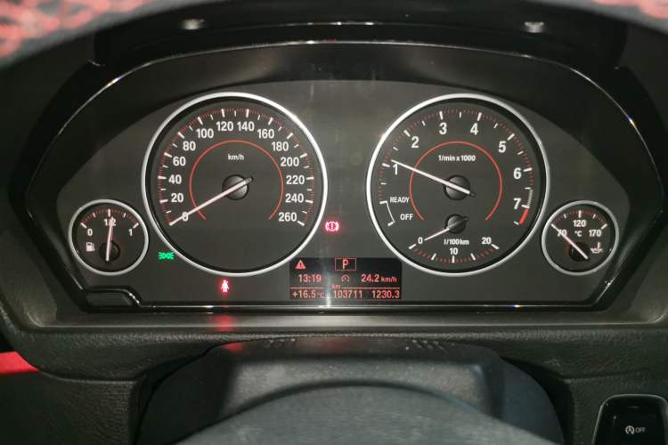 Used BMW 4 Series 2014 420i Convertible Sports Design Package Instrument Cluster