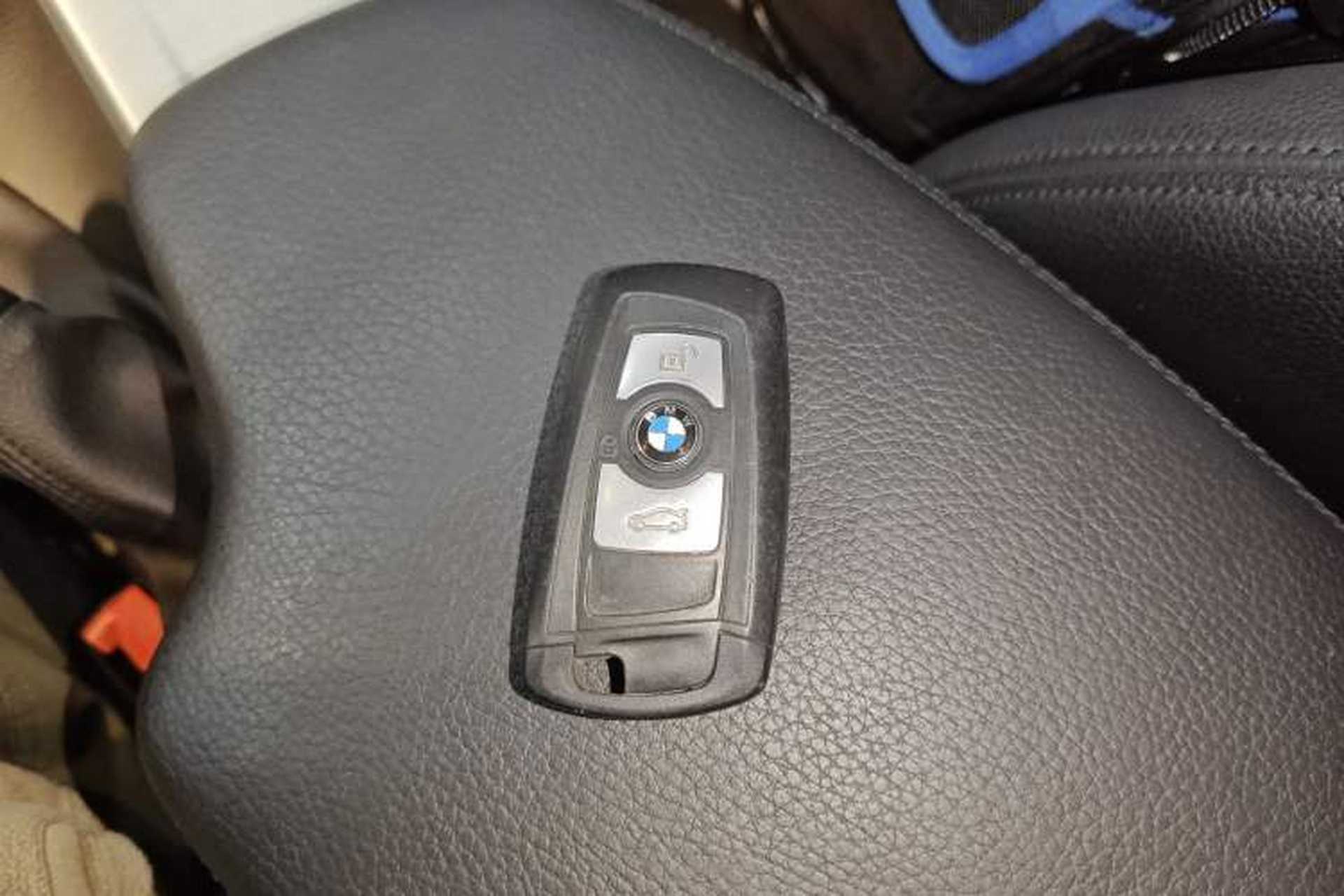 Used BMW 4 Series 2014 420i Gran Coupe Fashion Model Interior 1