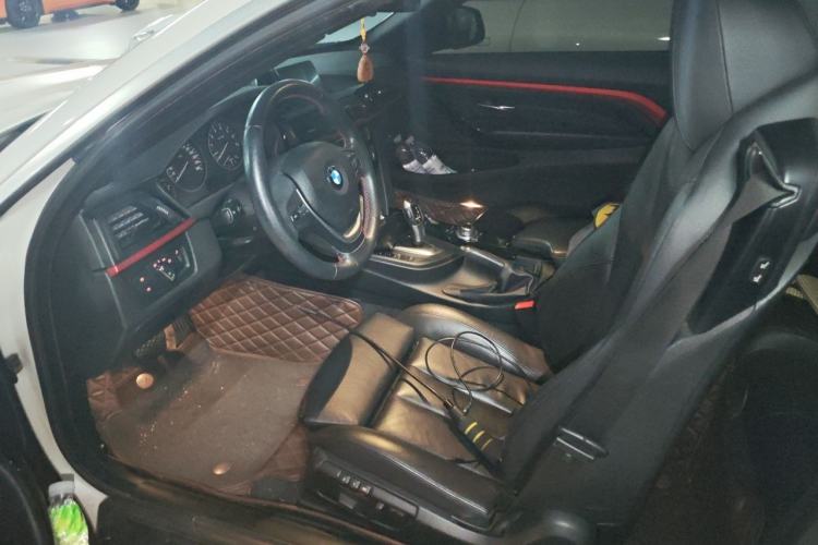 Used BMW 4 Series 2014 420i Convertible Luxury Design Package Left Front Seat