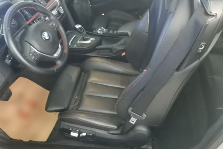 Used BMW 4 Series 2014 420i Convertible Sports Design Package Left Front Seat