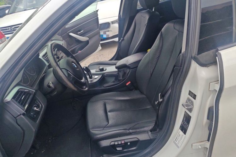 Used BMW 4 Series 2014 420i Gran Coupe Fashion Model Left Front Seat