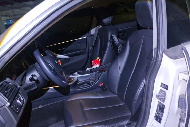 Used BMW 4 Series 2014 420i Gran Coupe Style Design Package Left Front Seat