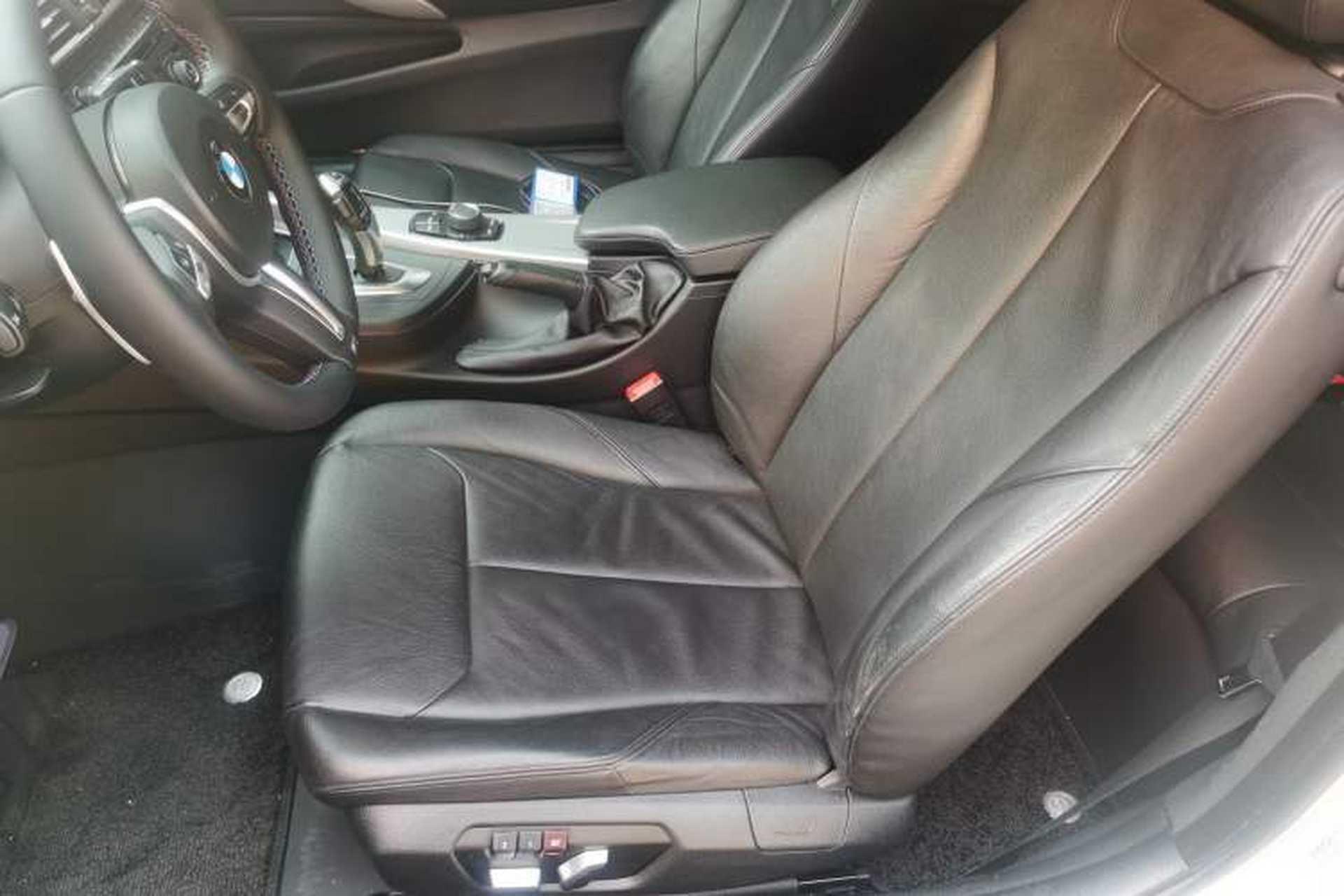 Used BMW 4 Series 2014 420i Fashion Model Left Front Seat