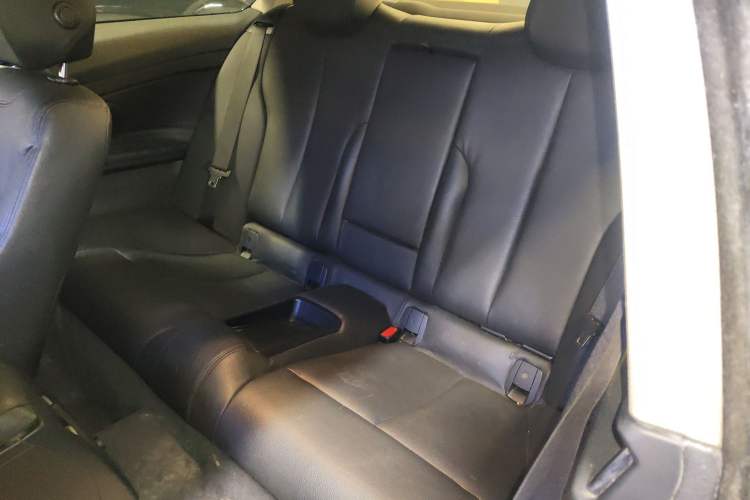 Used BMW 4 Series 2014 420i Fashion Model Left Rear Seat