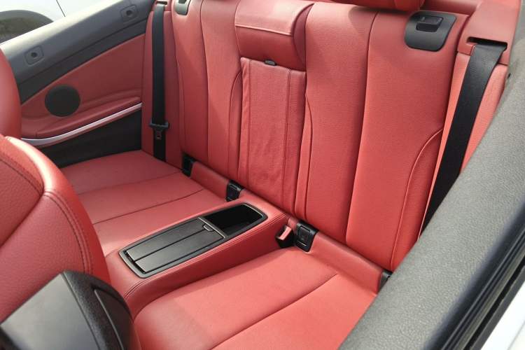 Used BMW 4 Series 2014 420i Convertible Design Line Package Left Rear Seat