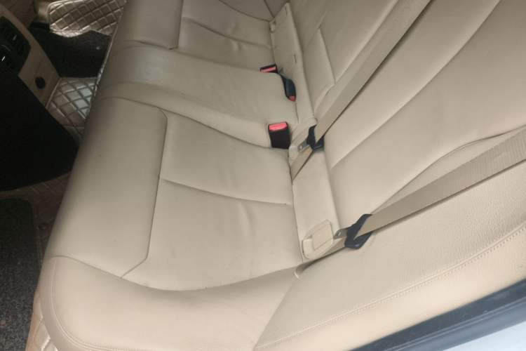 Used BMW 4 Series 2014 420i Gran Coupe Fashion Model Left Rear Seat