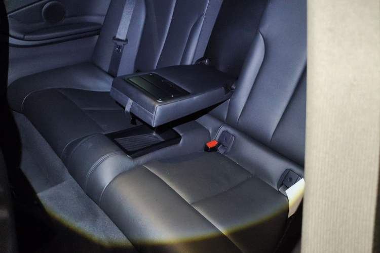 Used BMW 4 Series 2014 420i Fashion Model Left Rear Seat