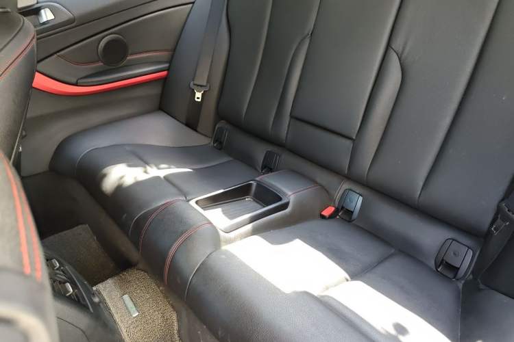 Used BMW 4 Series 2014 420i Design Package Model Left Rear Seat