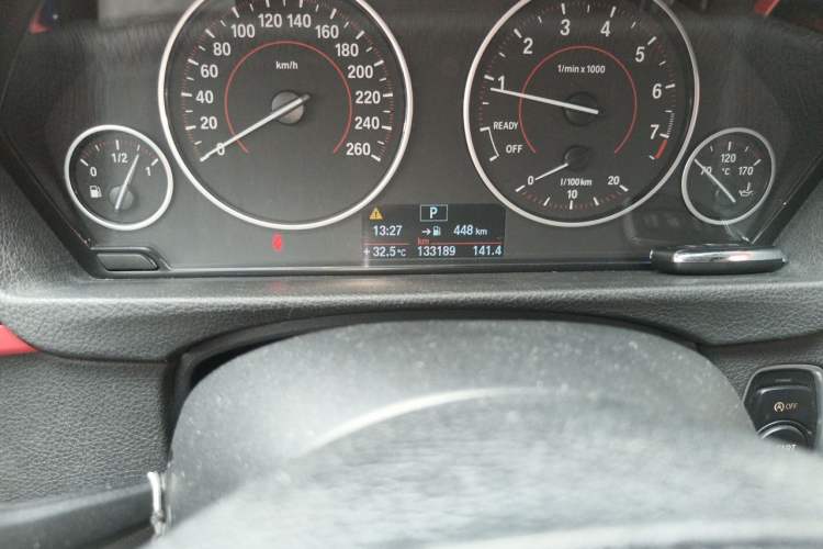 Used BMW 4 Series 2014 420i Gran Coupe Style Design Package Odometer Close Up